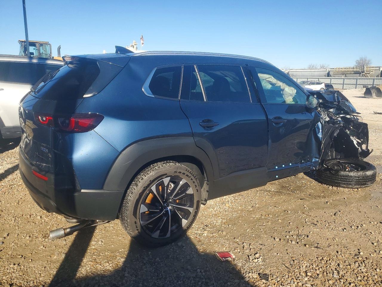 2025 MAZDA CX-50 PREMIUM PLUS photo 3