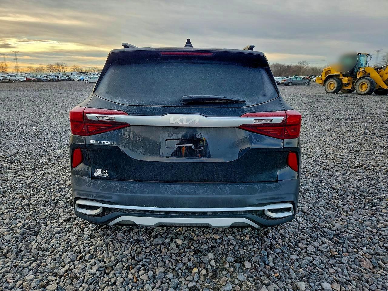 2023 KIA SELTOS S photo 6
