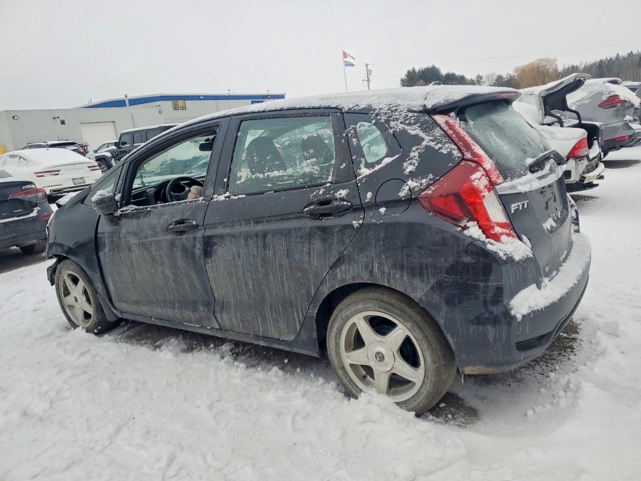 2018 HONDA FIT SPORT photo 2