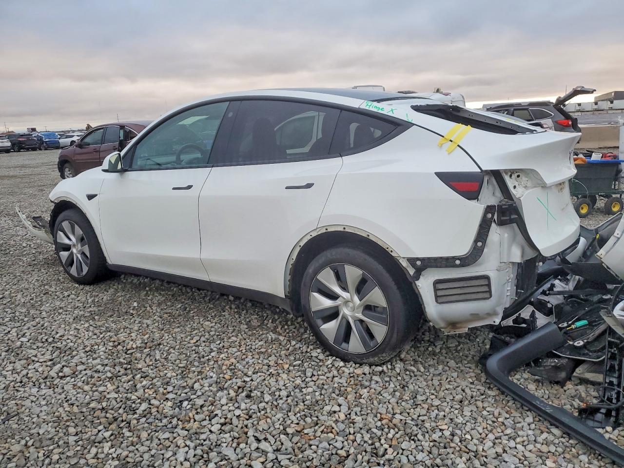 2021 TESLA MODEL Y photo 2