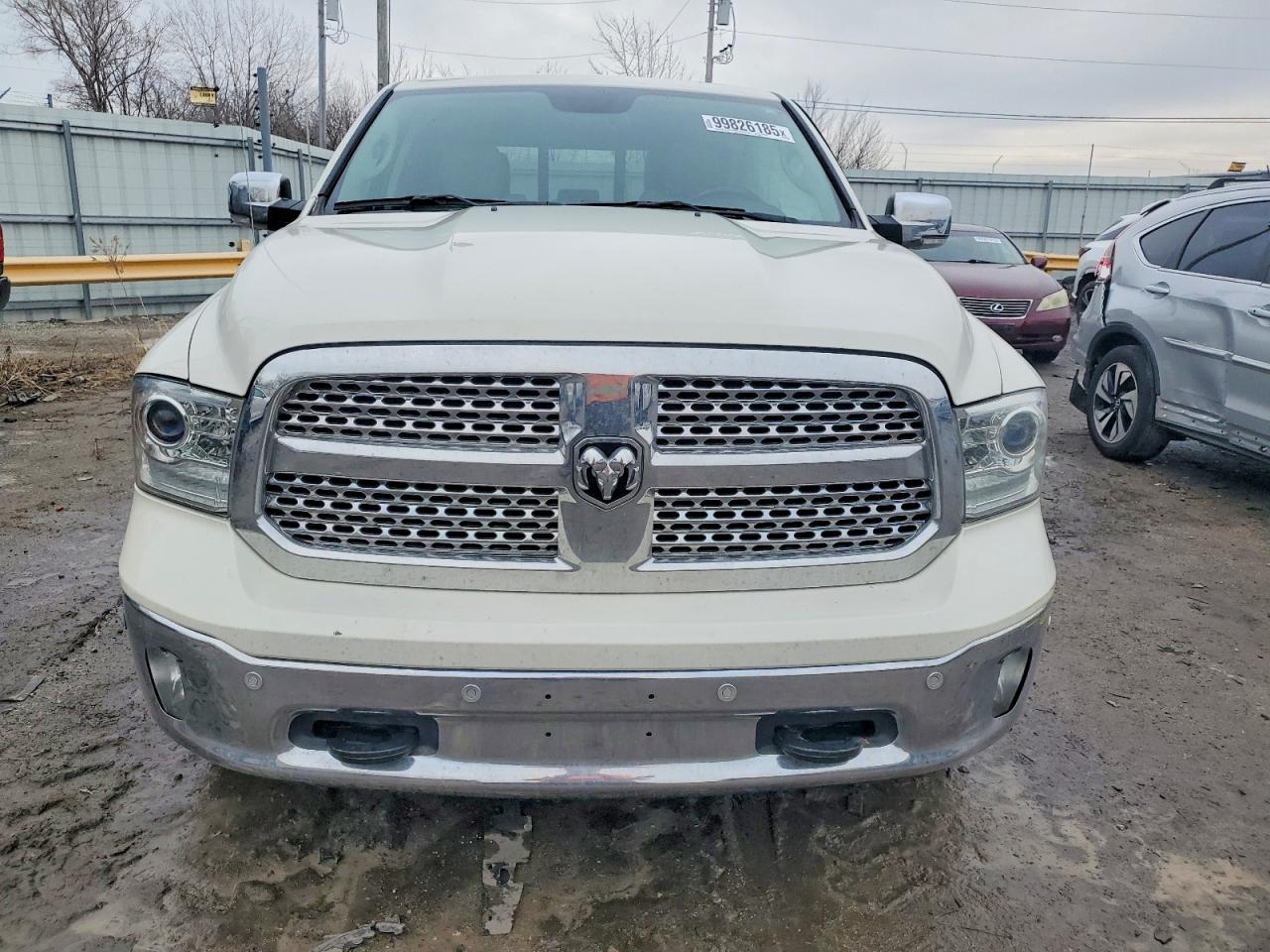 2017 RAM 1500 LARAMIE photo 9