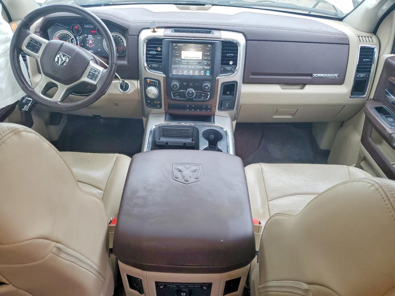 2017 RAM 1500 LARAMIE photo 15