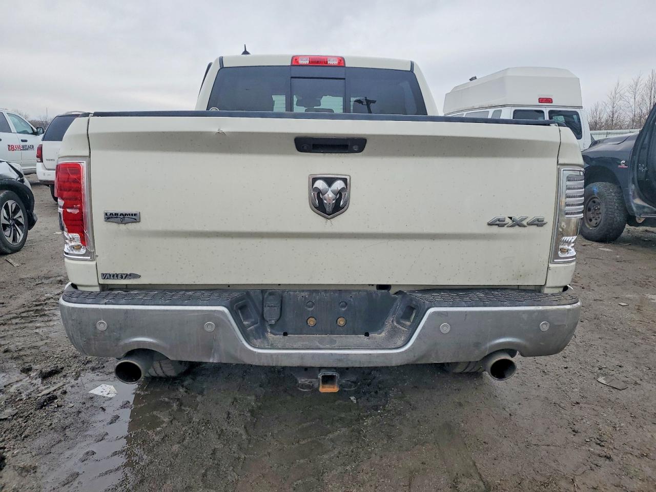 2017 RAM 1500 LARAMIE photo 11