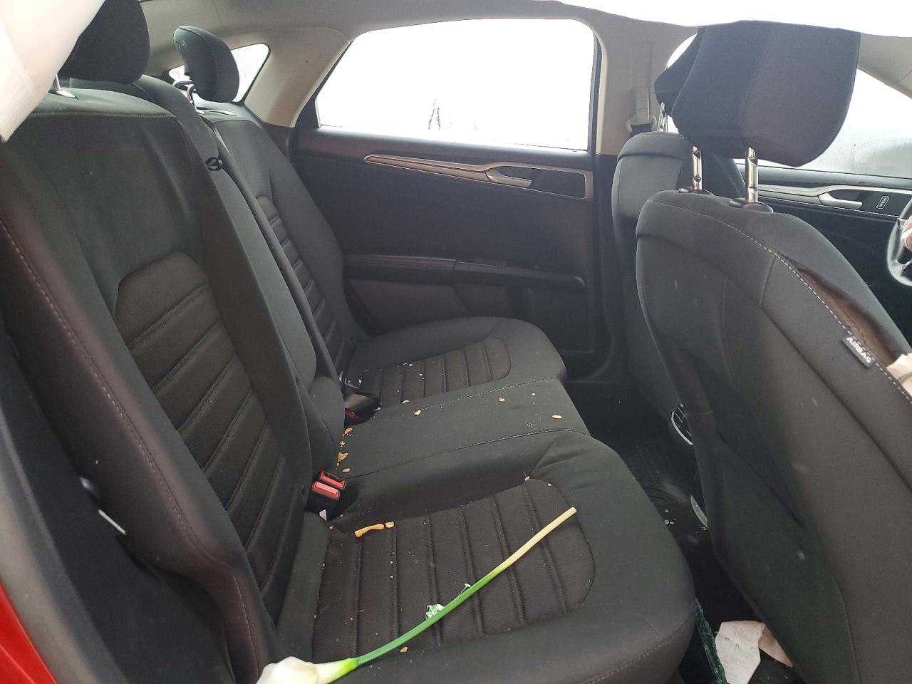 2020 FORD FUSION SE photo 10