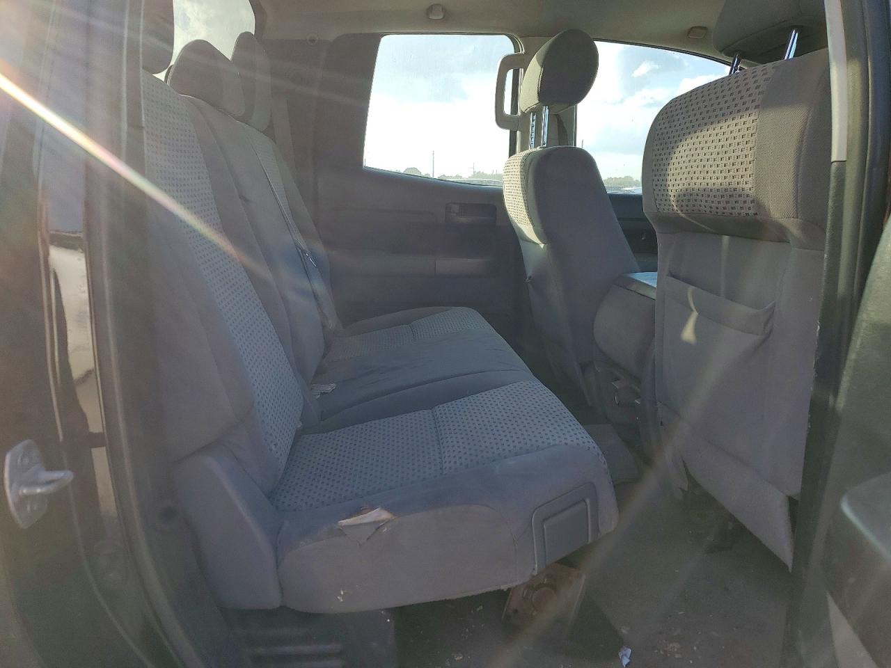 2011 TOYOTA TUNDRA DOUBLE CAB SR5 photo 10