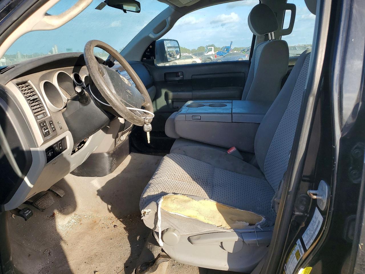 2011 TOYOTA TUNDRA DOUBLE CAB SR5 photo 7