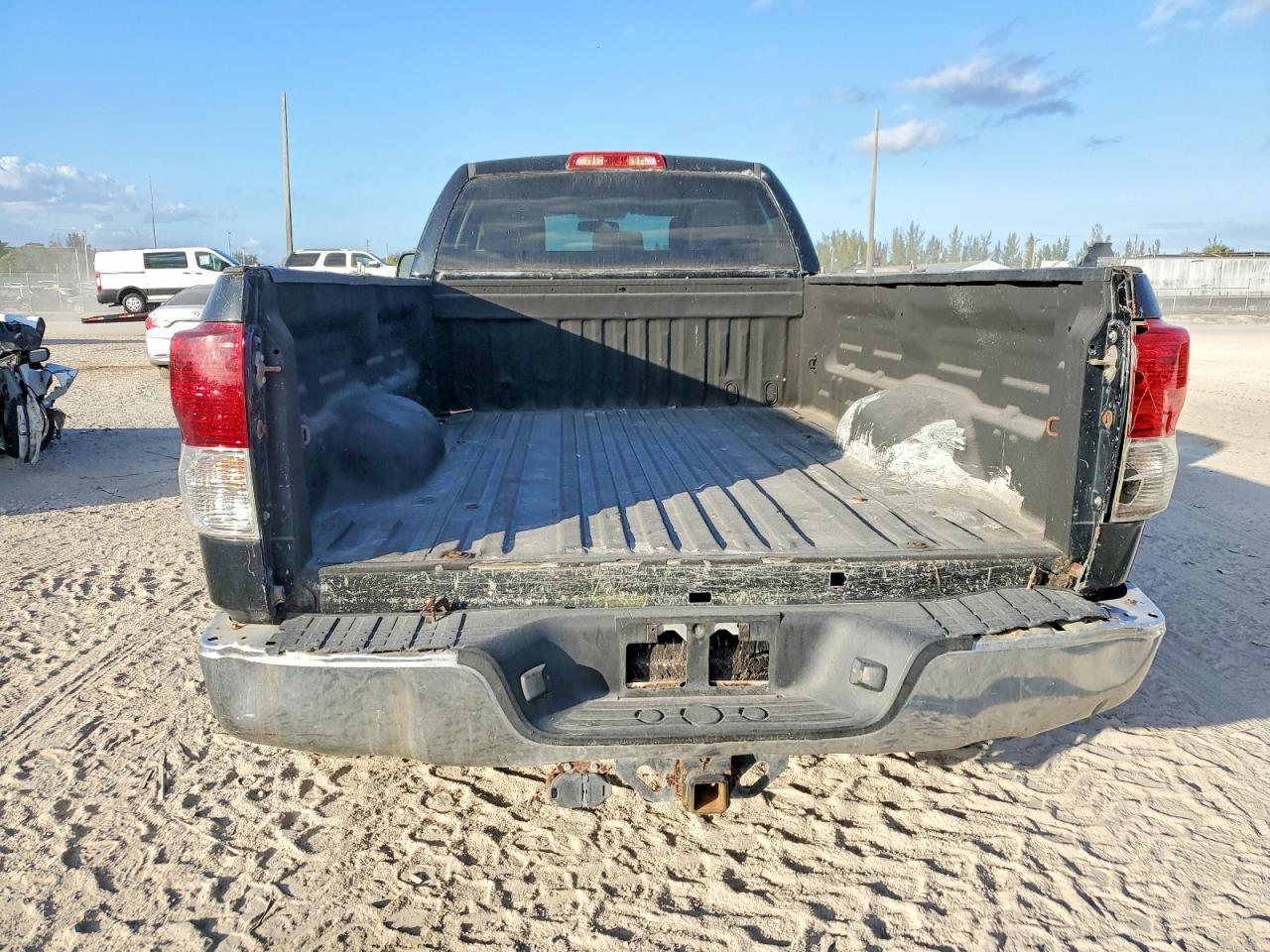 2011 TOYOTA TUNDRA DOUBLE CAB SR5 photo 6
