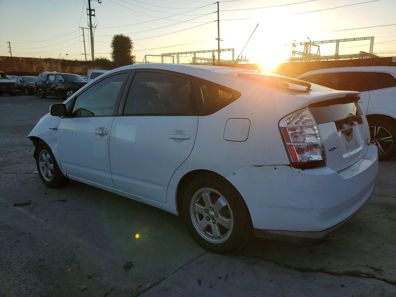 2008 TOYOTA PRIUS photo 2