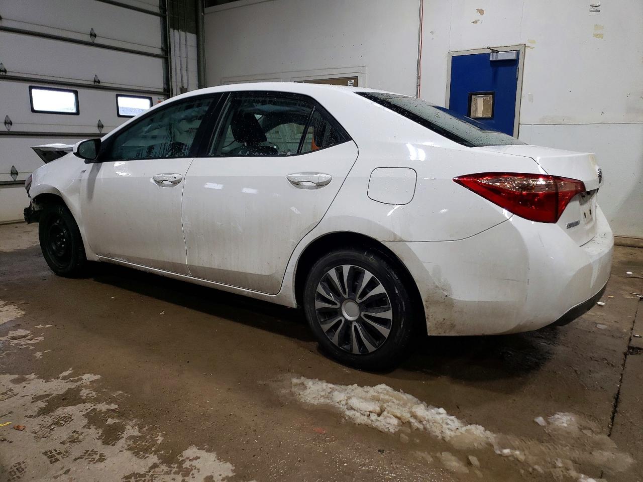 2017 TOYOTA COROLLA L photo 2