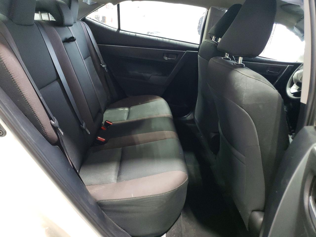 2017 TOYOTA COROLLA L photo 10
