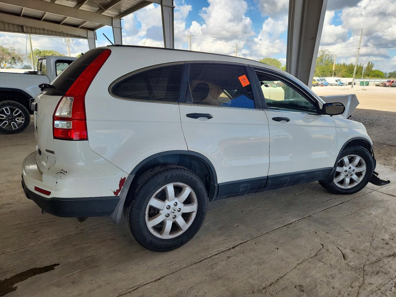 2011 HONDA CR-V SE photo 3