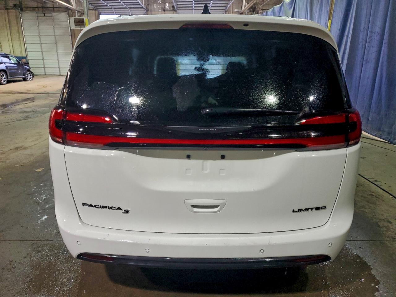 2025 CHRYSLER PACIFICA LIMITED photo 6