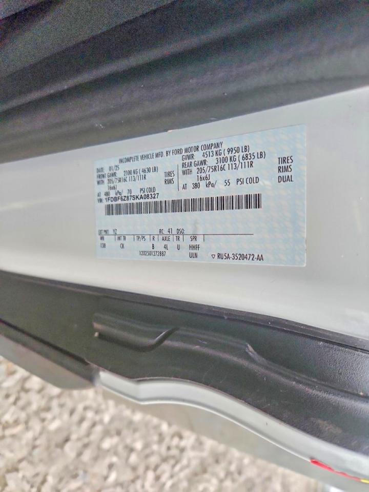 2025 FORD TRANSIT DELIVERY TRUCK photo 13