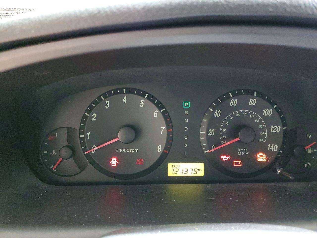 2004 HYUNDAI ELANTRA GLS photo 9