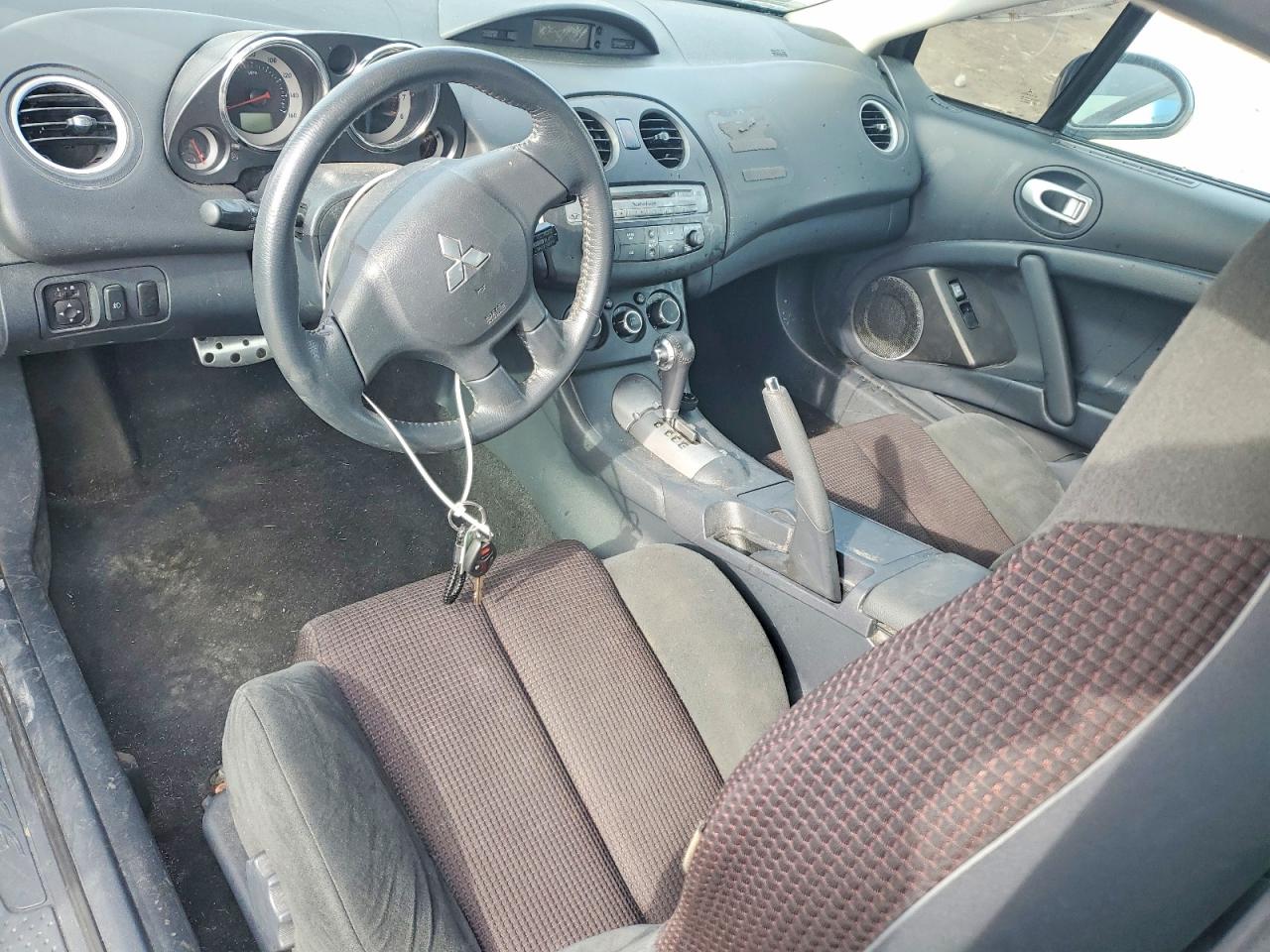 2009 MITSUBISHI ECLIPSE GS photo 10