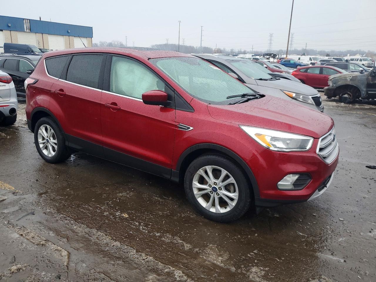 2017 FORD ESCAPE SE photo 4
