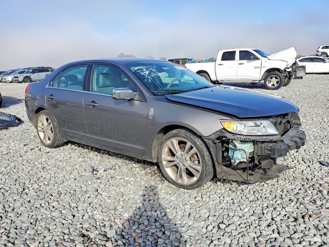 2010 LINCOLN MKZ photo 4