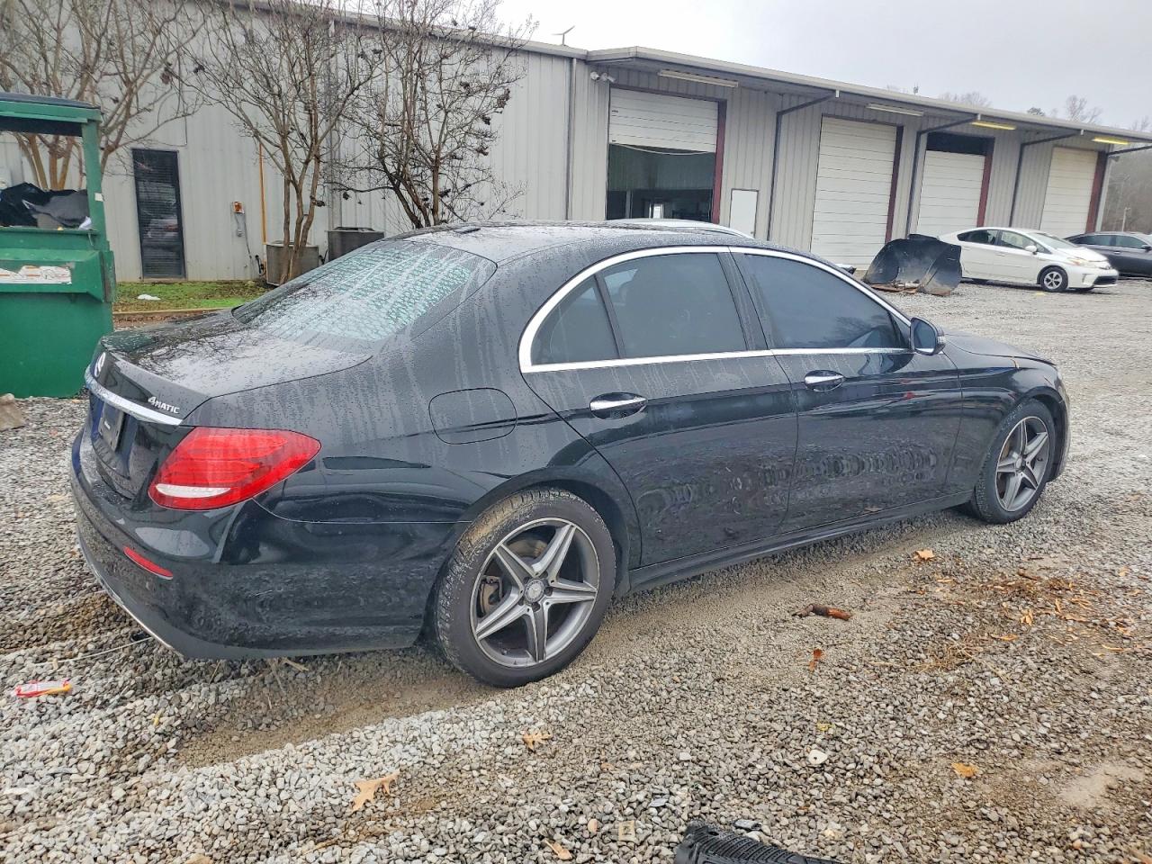 2017 MERCEDES-BENZ E 300 4MATIC photo 3