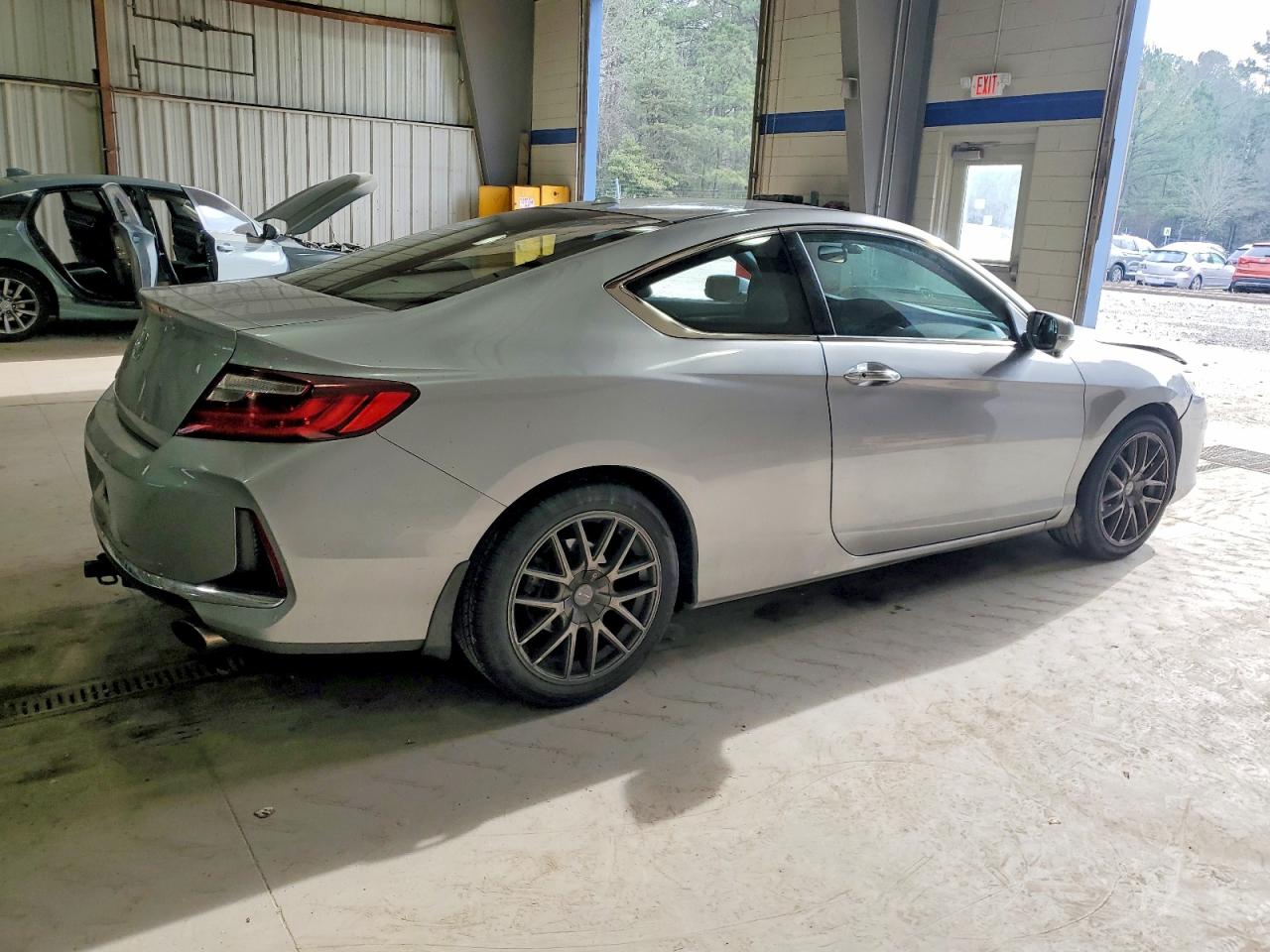 2016 HONDA ACCORD EX photo 3