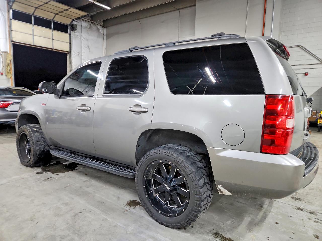 2009 CHEVROLET TAHOE C1500 LT photo 4
