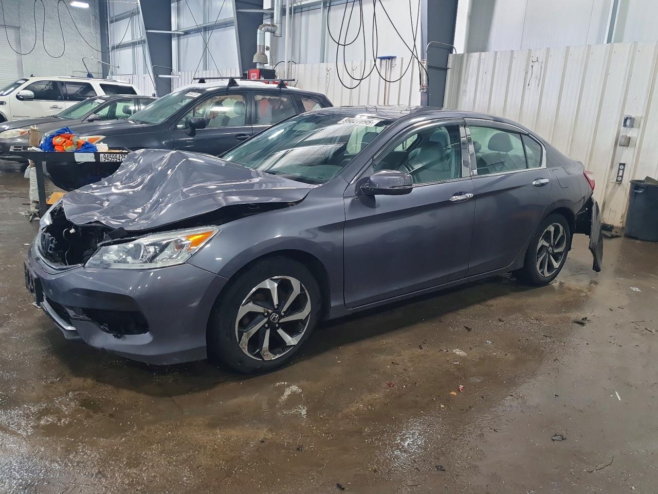 2016 HONDA ACCORD