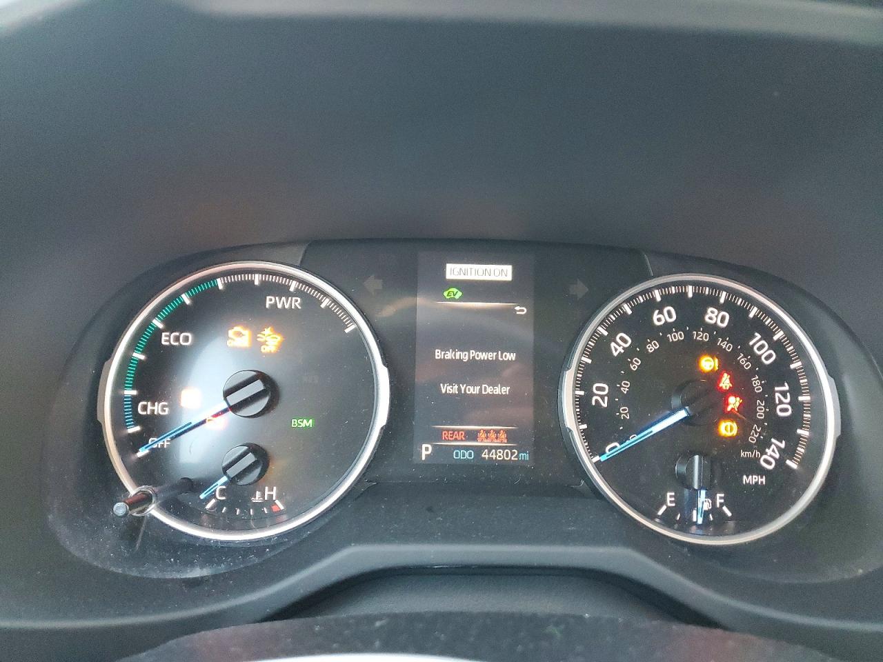2021 TOYOTA RAV4 XLE photo 9