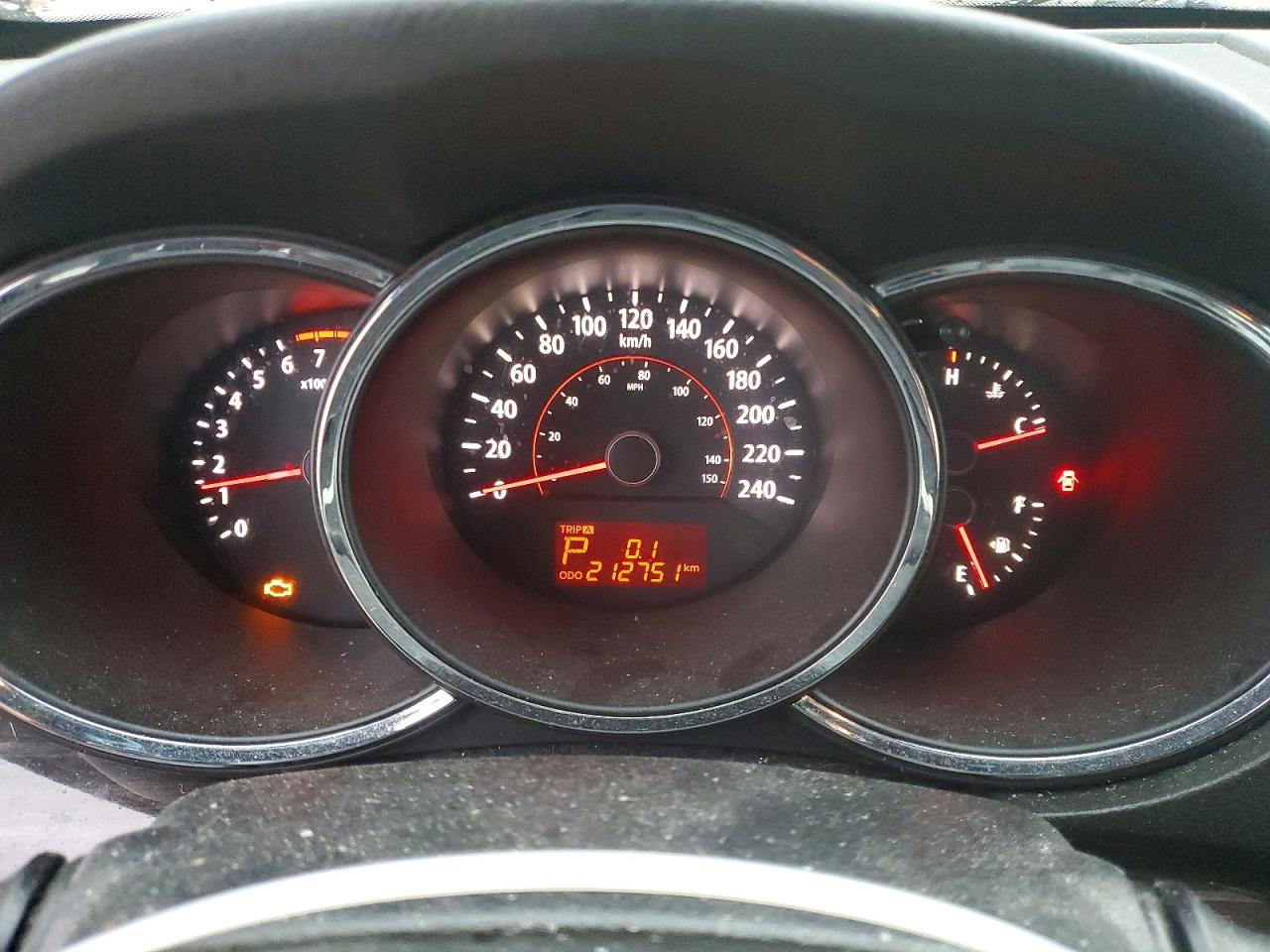 2011 KIA SORENTO BASE photo 9