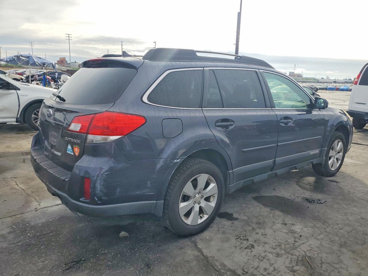 2012 SUBARU OUTBACK 2.5I PREMIUM photo 3