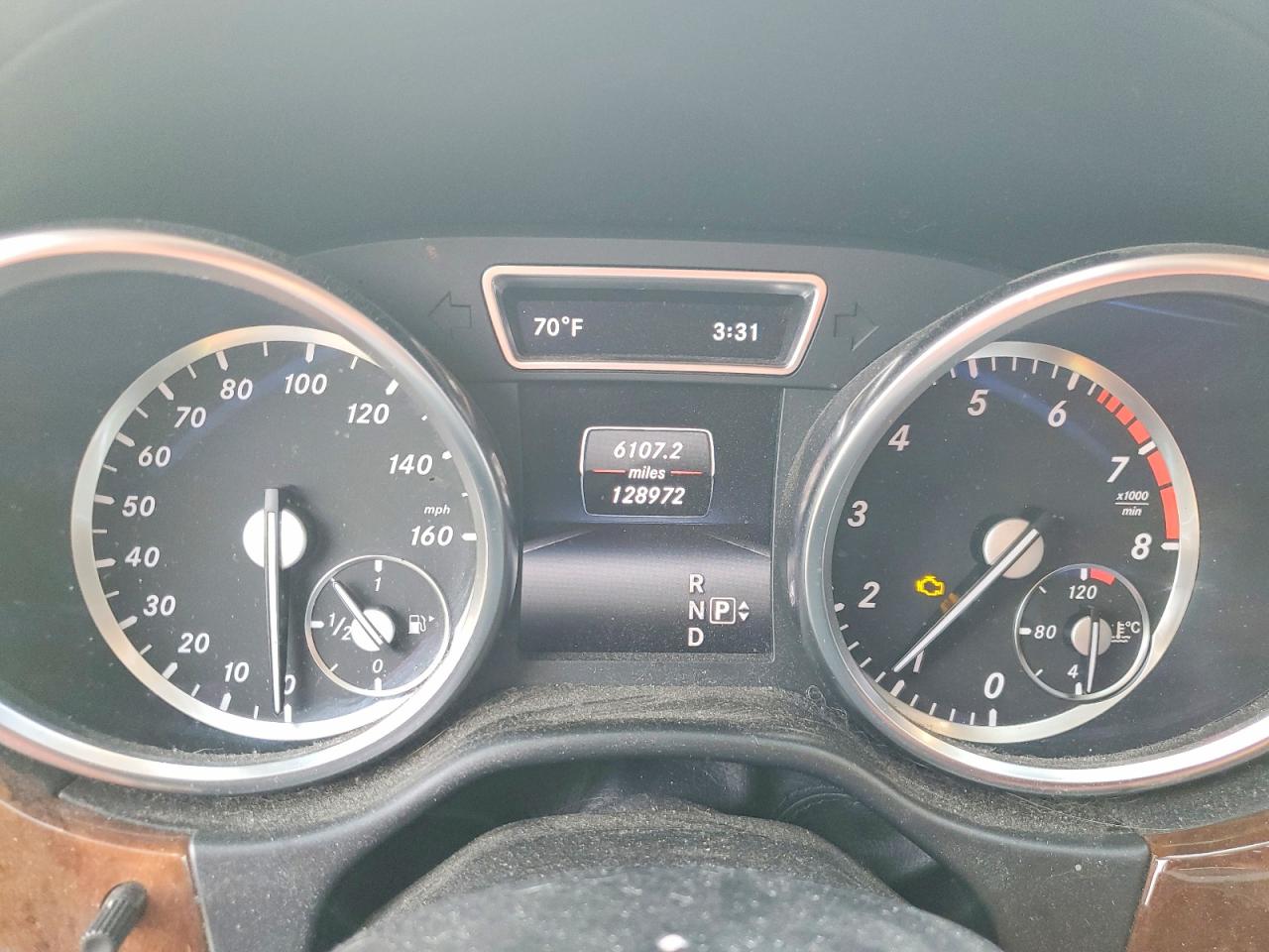 2014 MERCEDES-BENZ GL 550 4MATIC photo 17