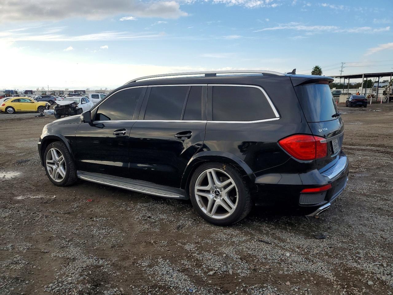 2014 MERCEDES-BENZ GL 550 4MATIC photo 3
