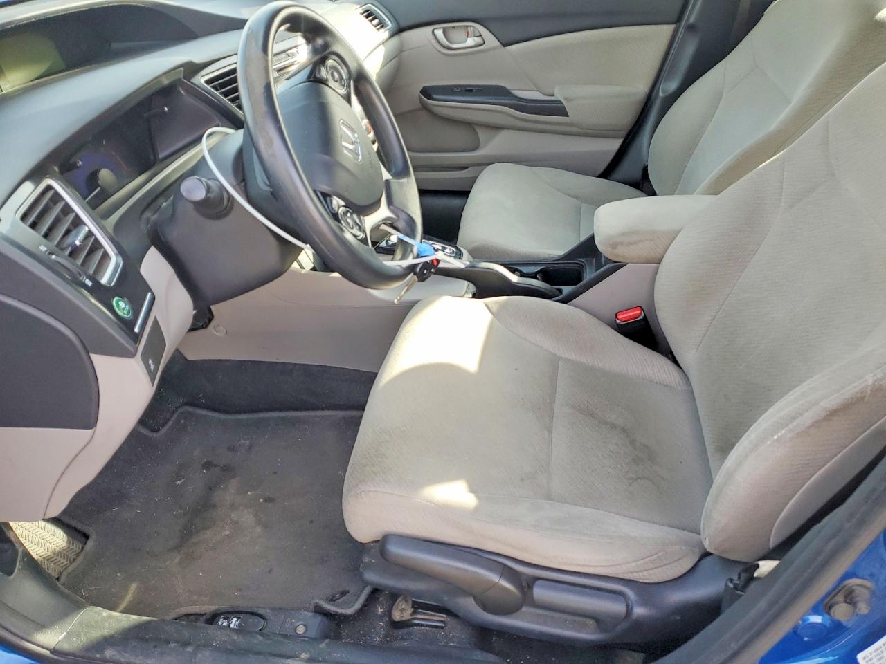 2013 HONDA CIVIC LX photo 7
