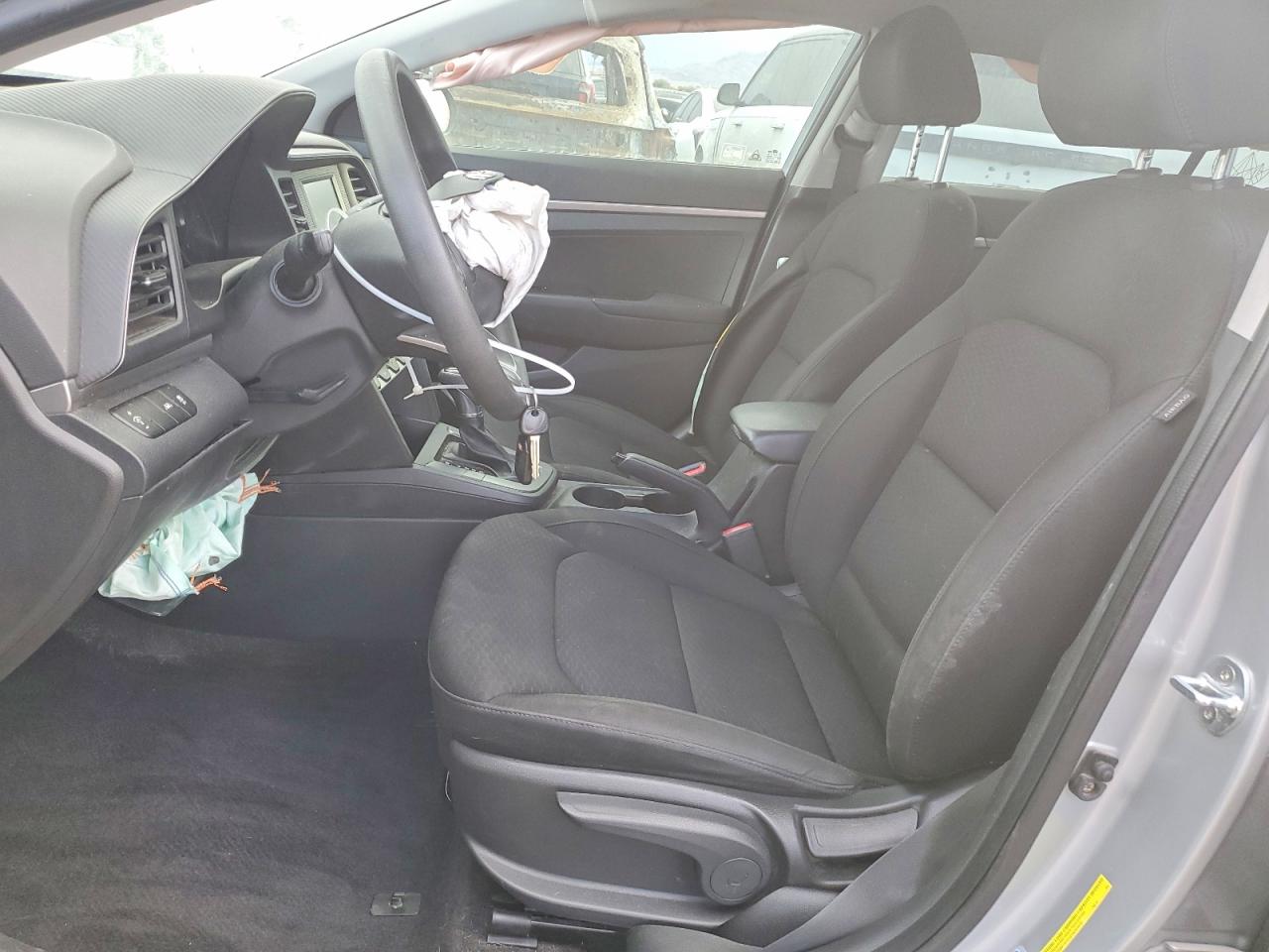 2020 HYUNDAI ELANTRA SE photo 7