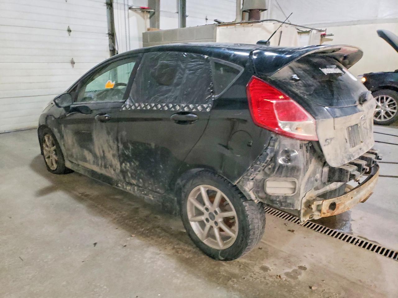 2016 FORD FIESTA ST photo 2