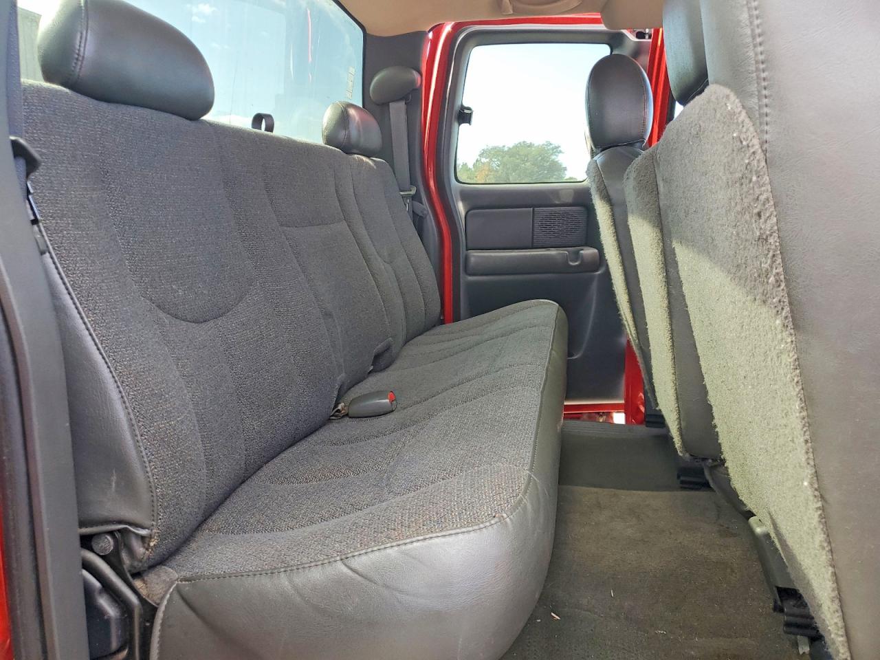 2003 CHEVROLET SILVERADO C1500 photo 10