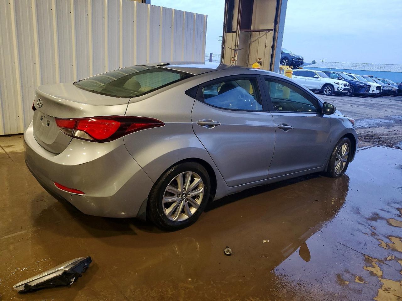 2016 HYUNDAI ELANTRA SE photo 5