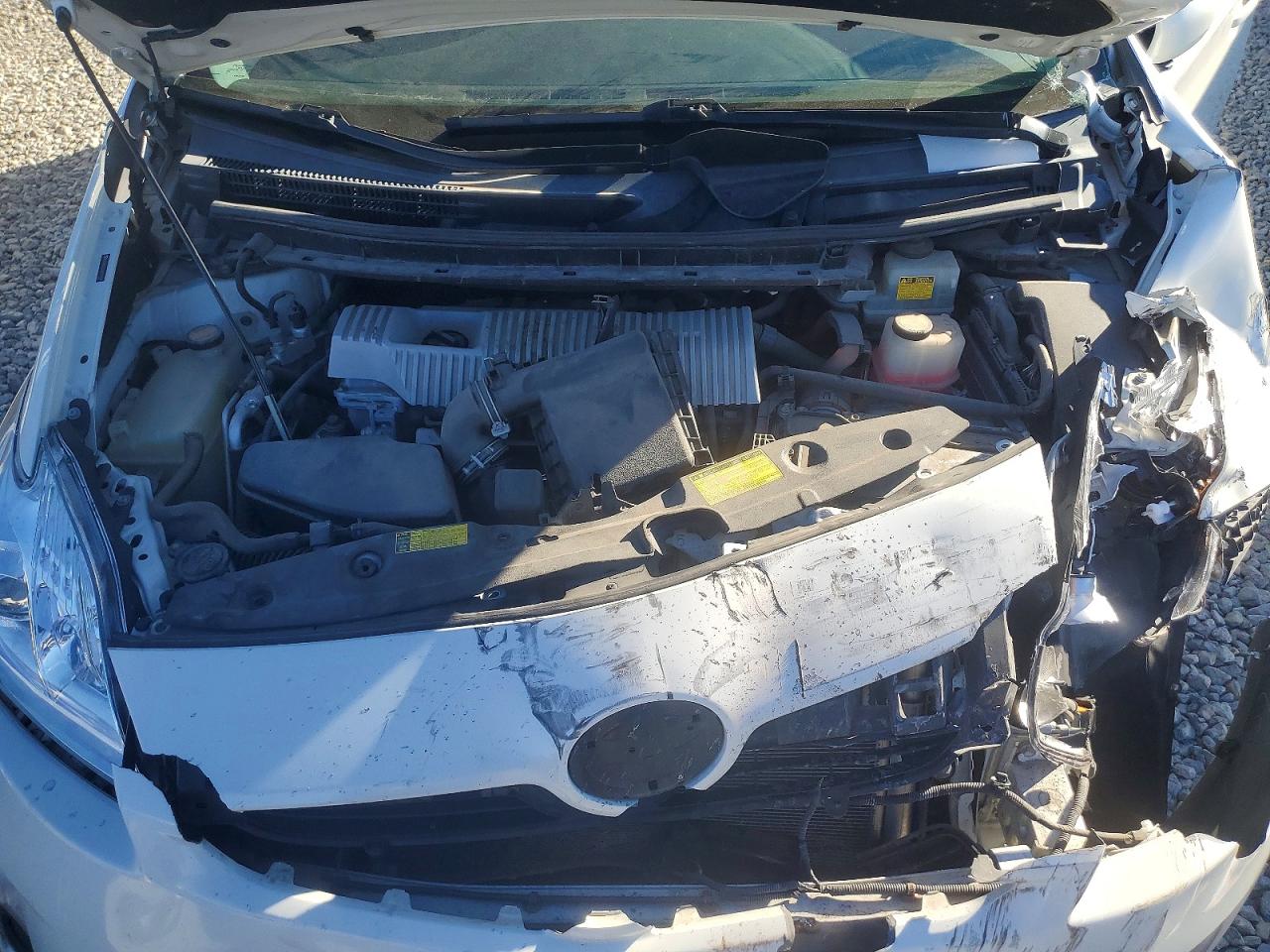 2010 TOYOTA PRIUS photo 11