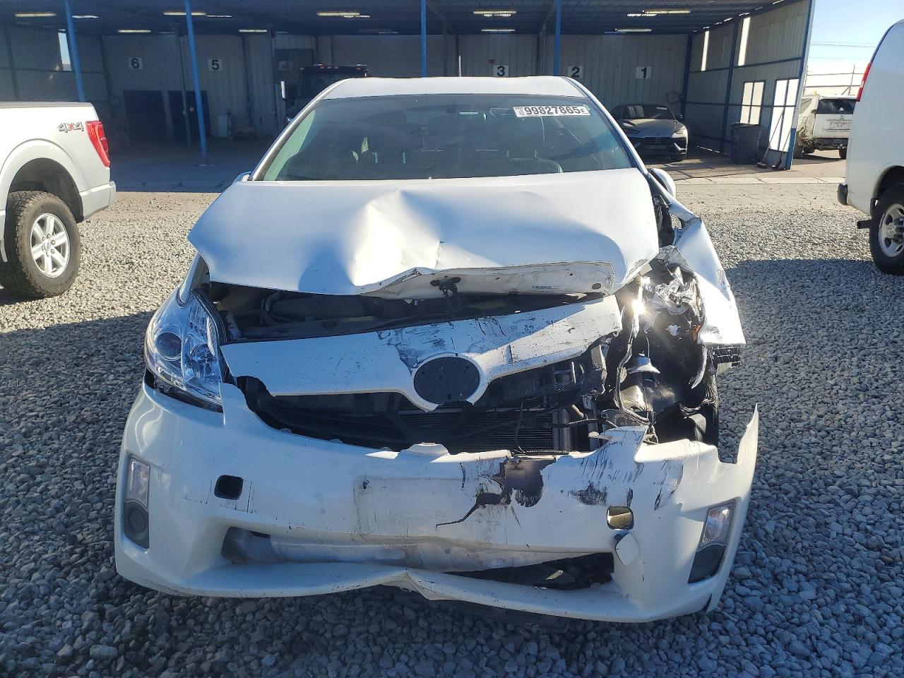 2010 TOYOTA PRIUS photo 5