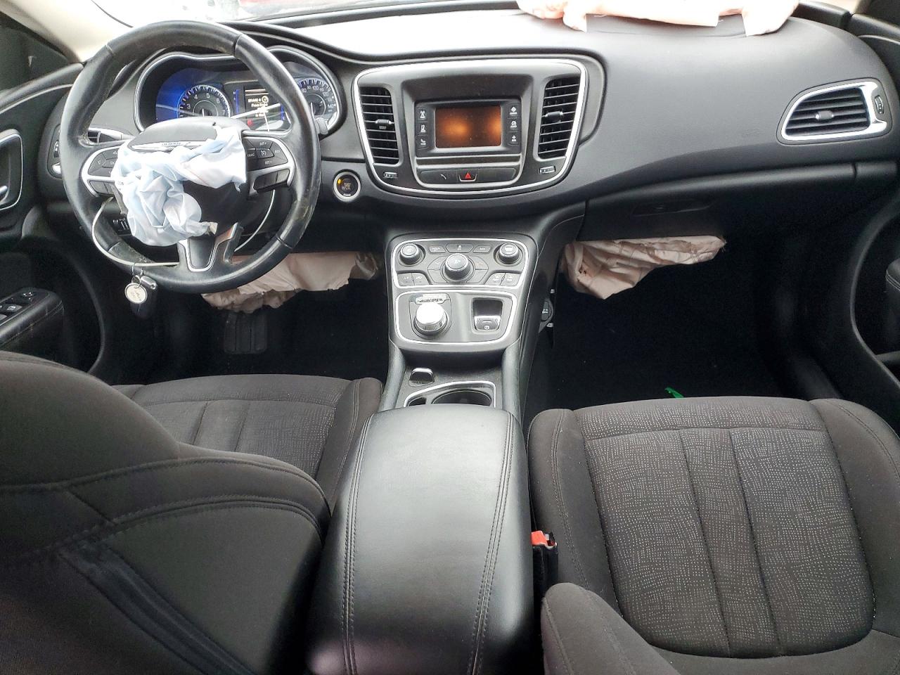 2015 CHRYSLER 200 LIMITED photo 8