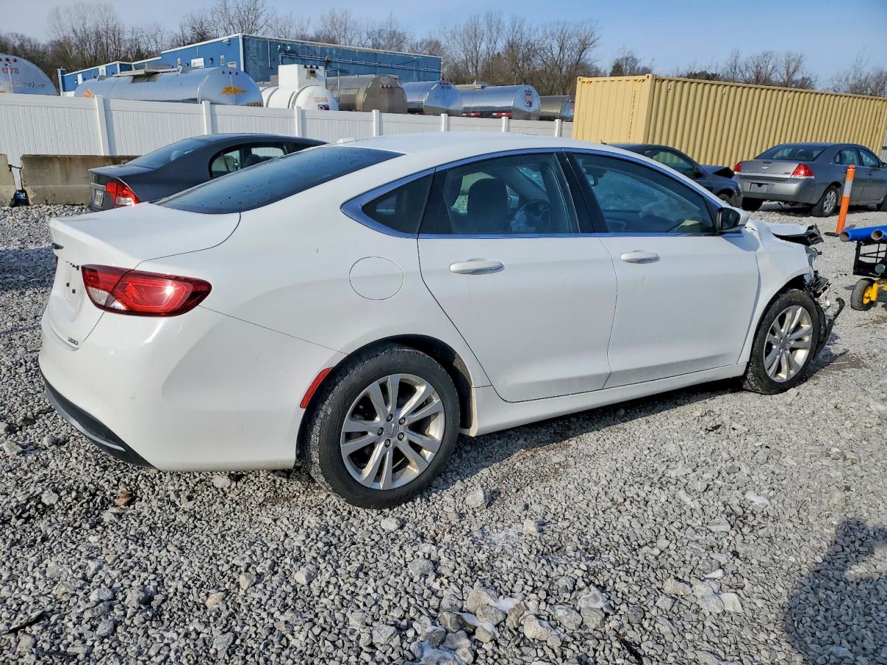 2015 CHRYSLER 200 LIMITED photo 3