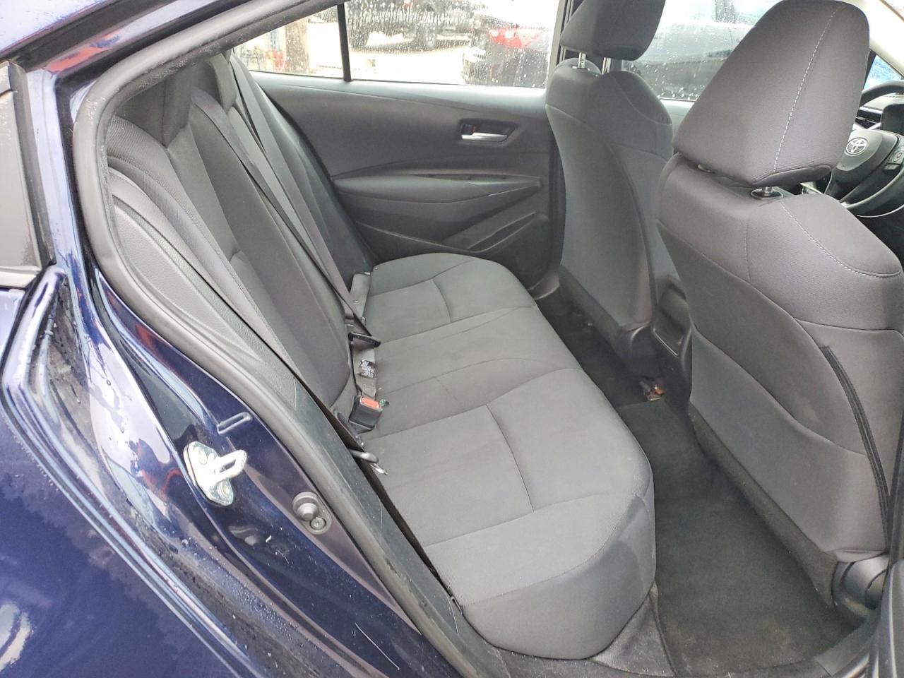 2021 TOYOTA COROLLA LE photo 10