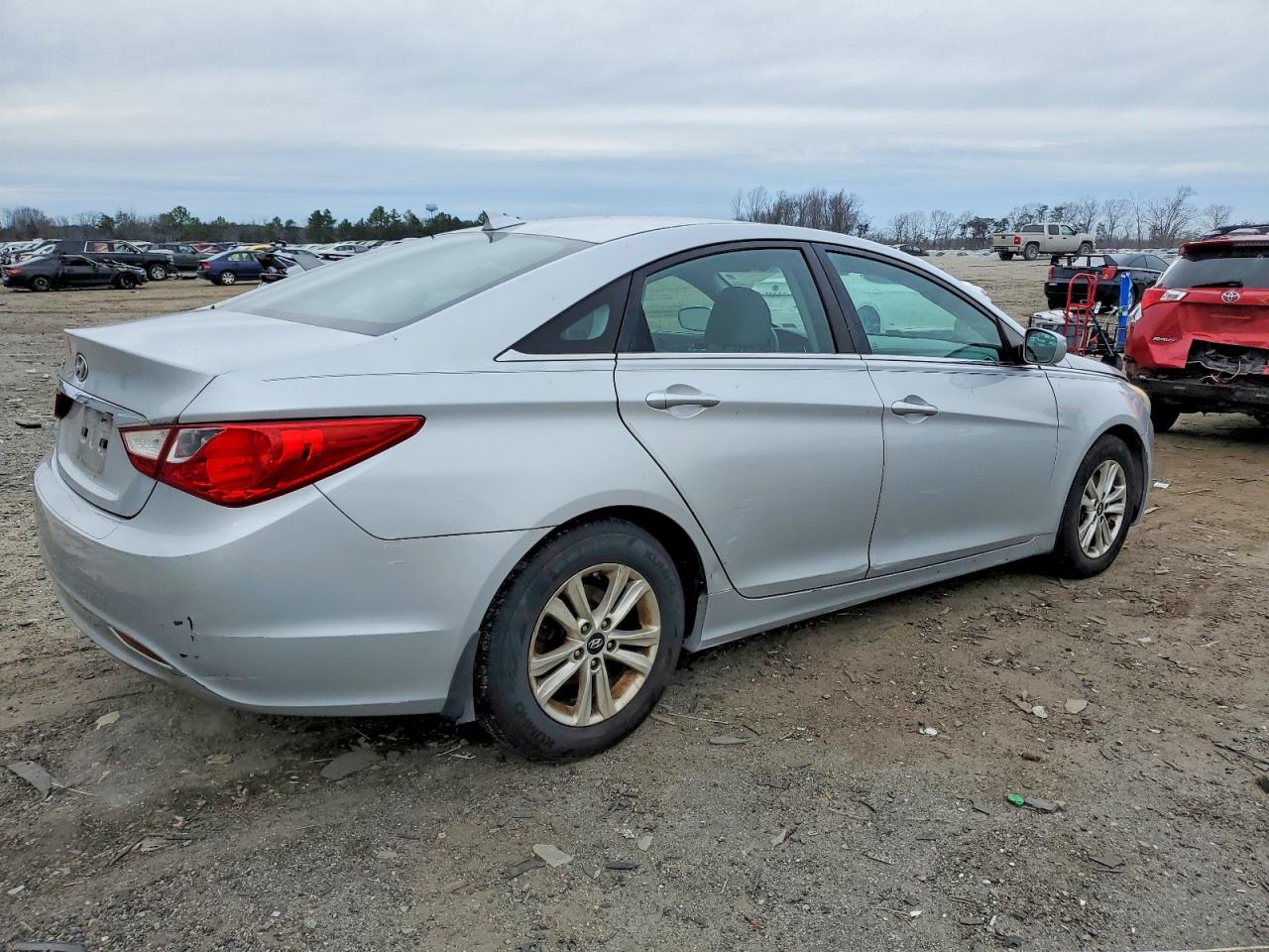 2013 HYUNDAI SONATA GLS photo 3