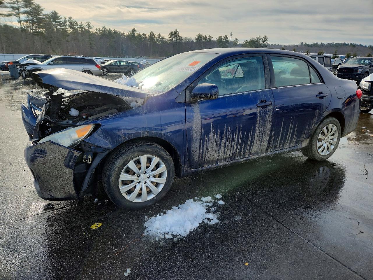 2013 TOYOTA COROLLA