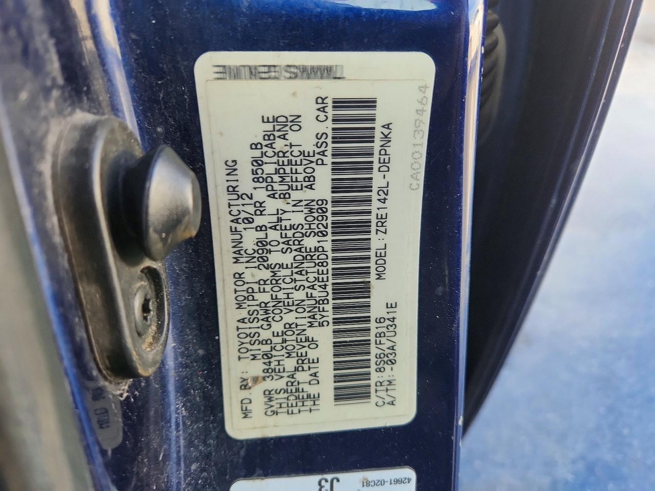 2013 TOYOTA COROLLA BASE photo 25