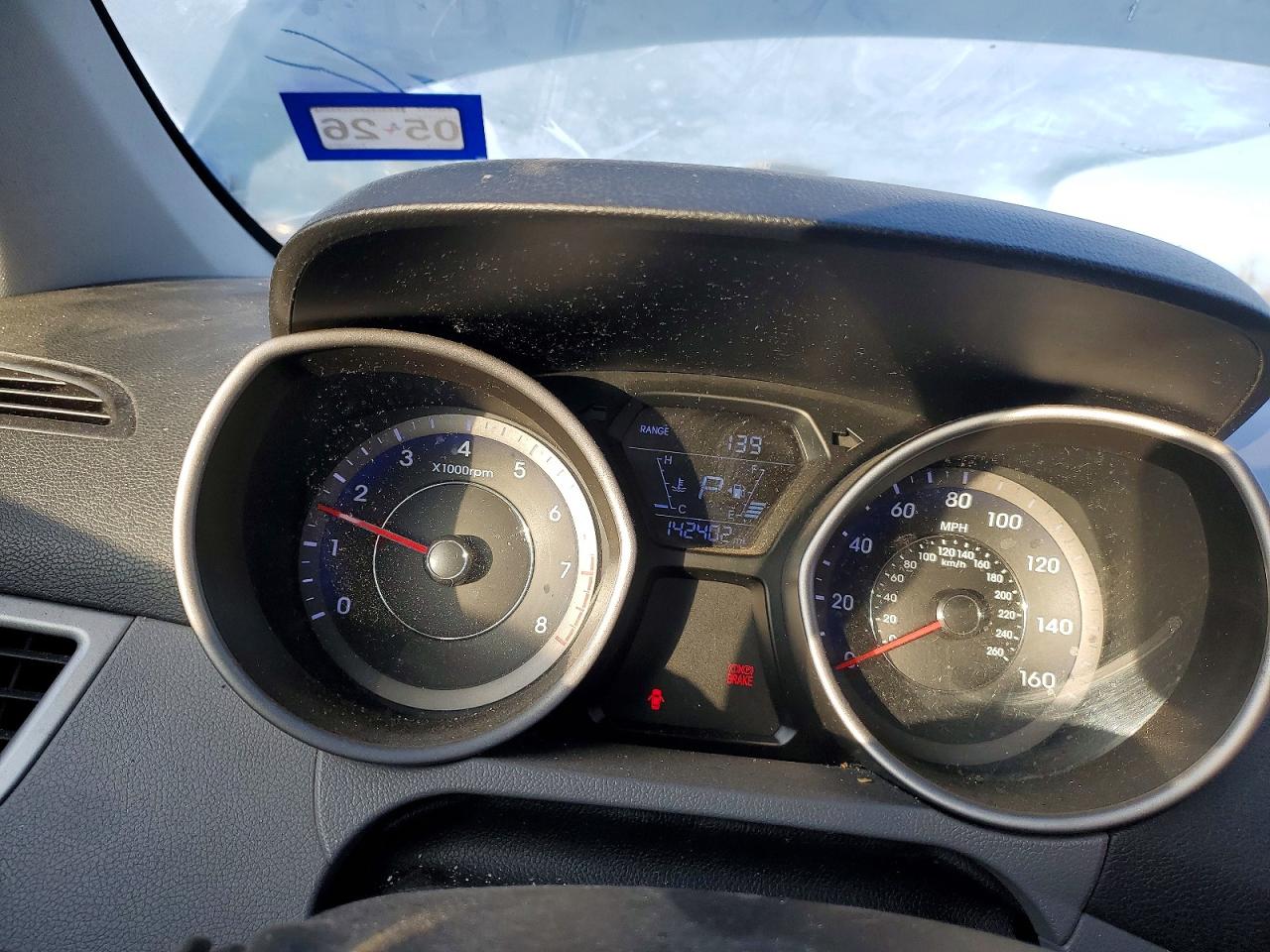 2015 HYUNDAI ELANTRA SE photo 9