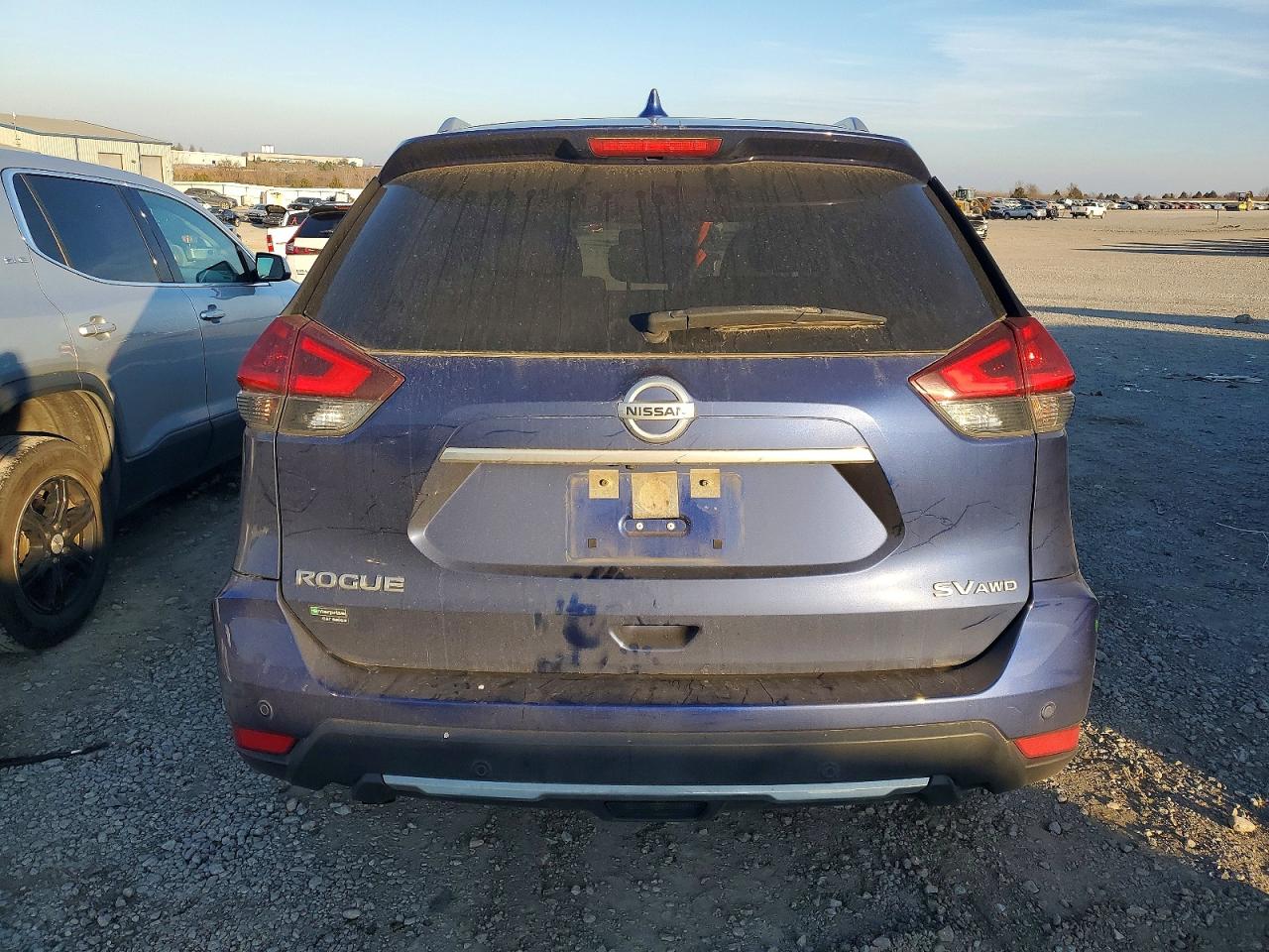 2020 NISSAN ROGUE S photo 6