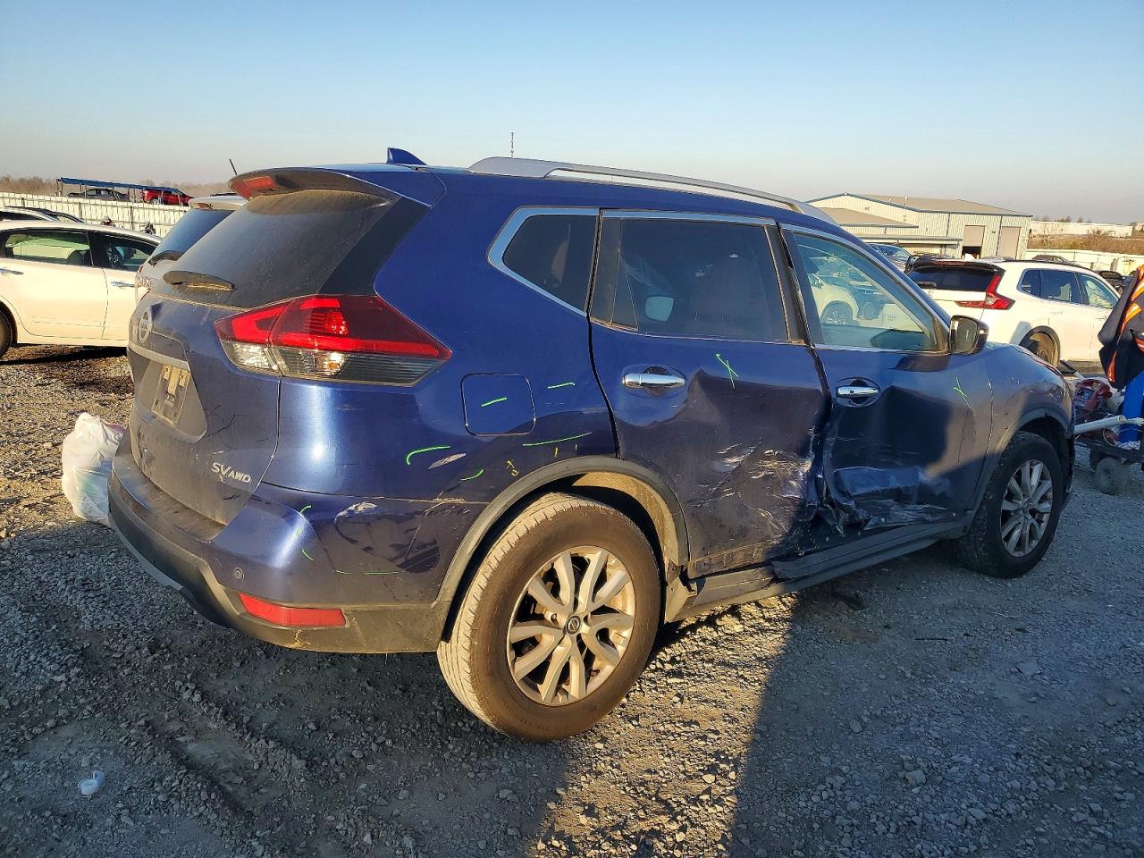 2020 NISSAN ROGUE S photo 3