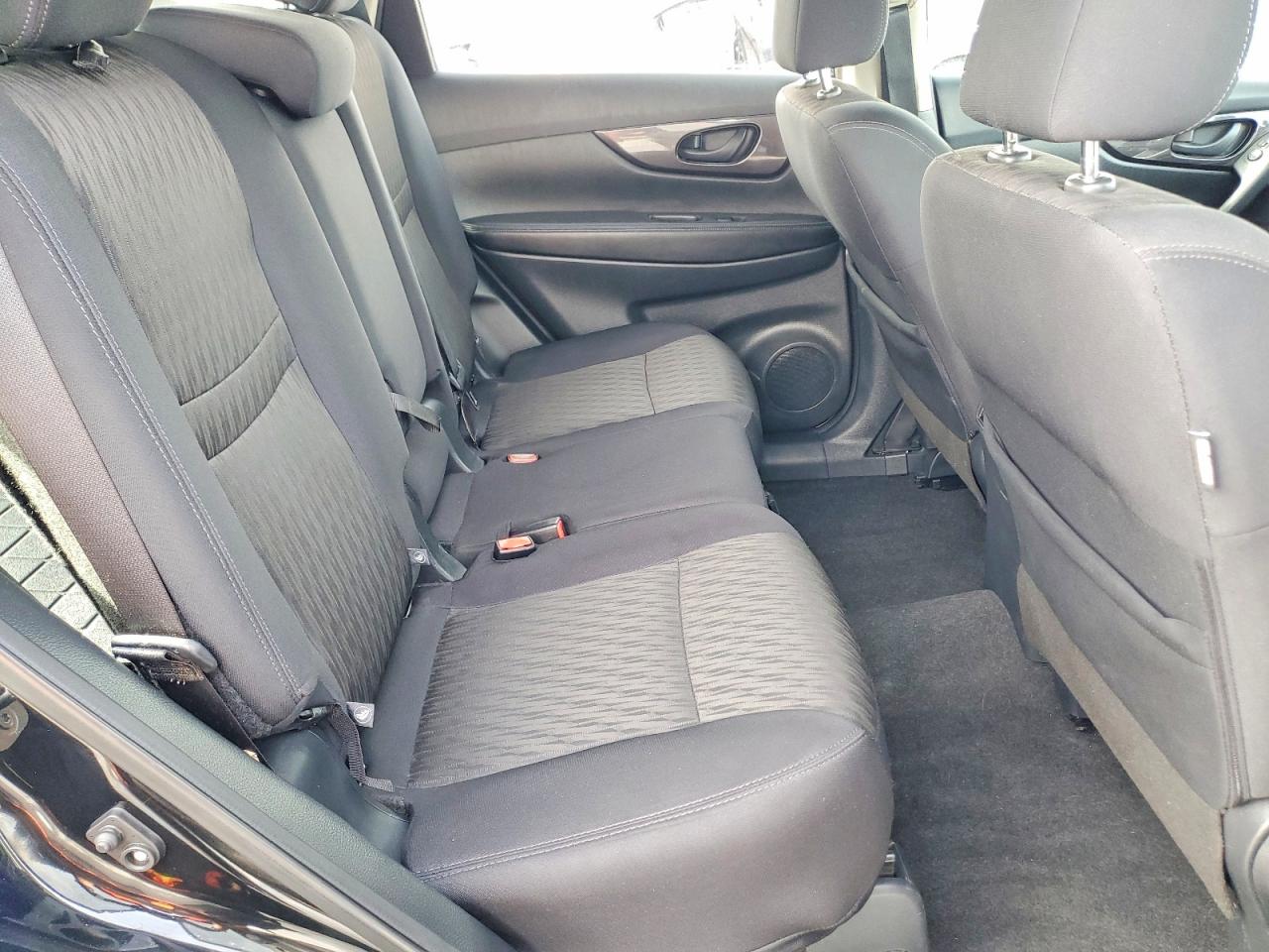 2019 NISSAN ROGUE S photo 28