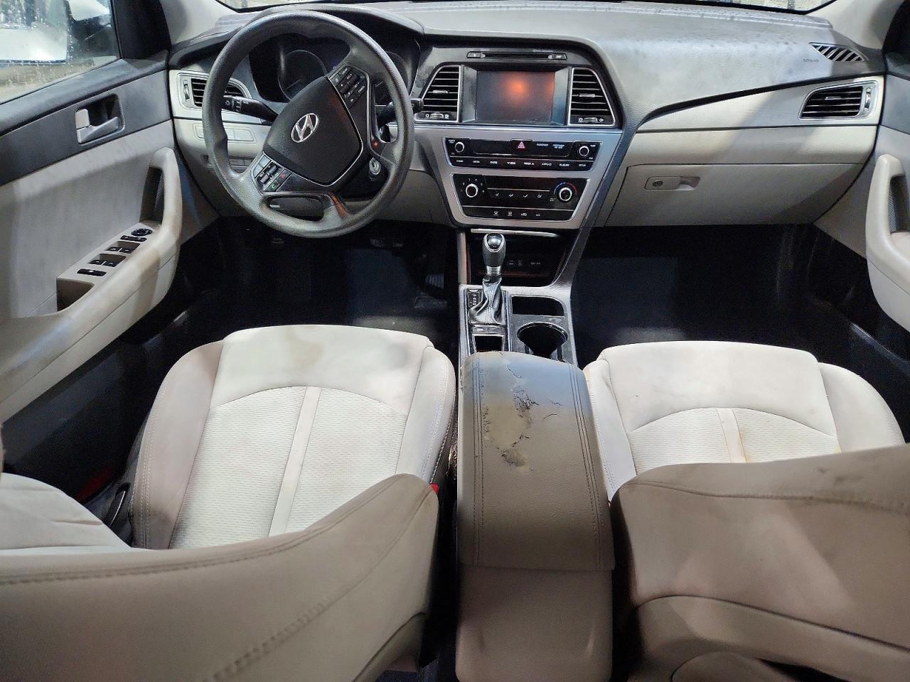 2016 HYUNDAI SONATA SE photo 8