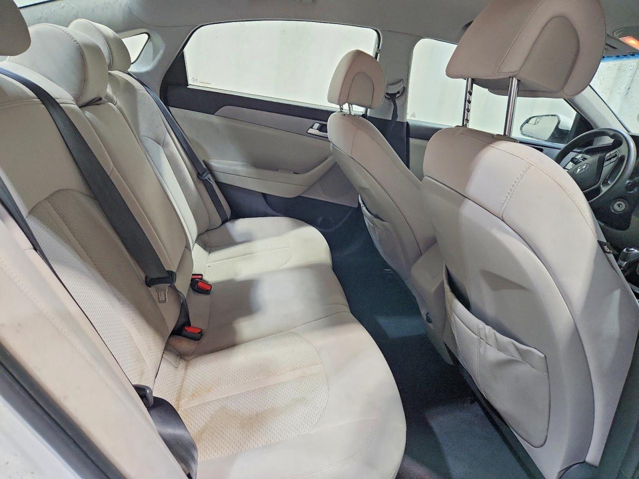 2016 HYUNDAI SONATA SE photo 10