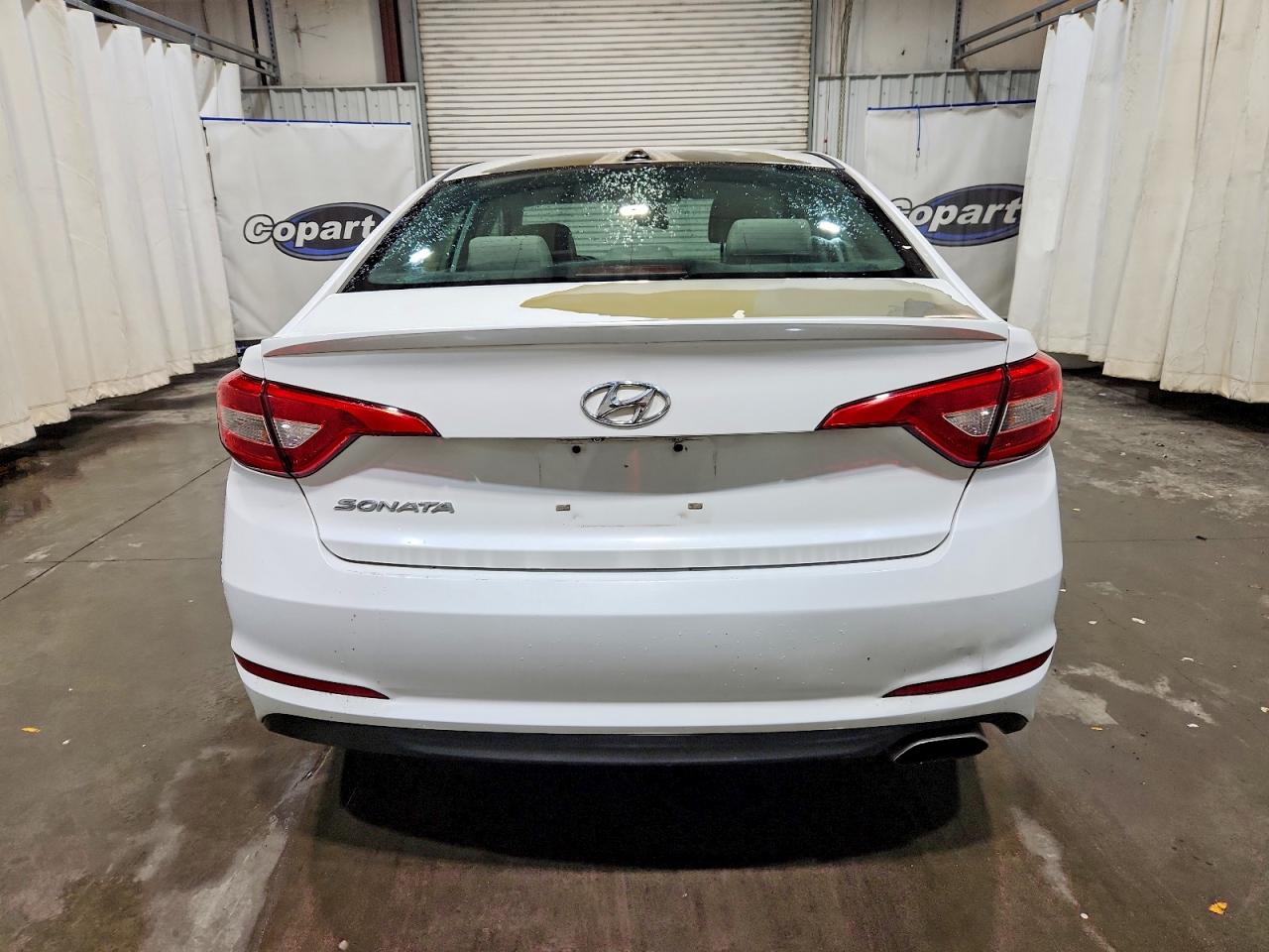2016 HYUNDAI SONATA SE photo 6